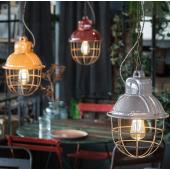 industrial design stilusu fuggesztek keramia lampa vintage retro design fuggesztek mediterran ferroluce konyha nappalo antikolt bohem fiatalos bistro etterem vilagitas lakberendezesi bolt budapest formavivendi ferroluce lampak.jpg